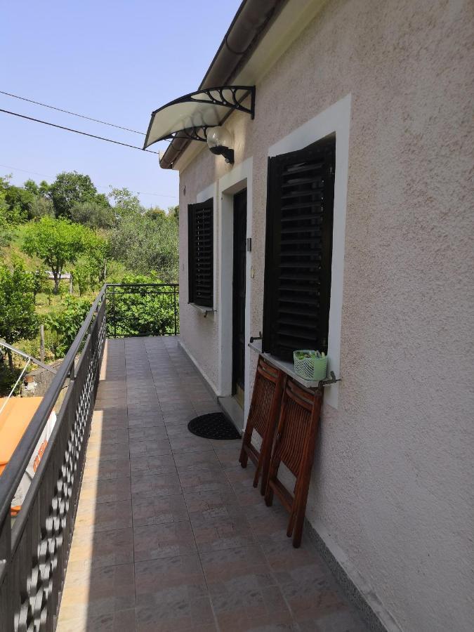 Rosemarin Apartment Koper Luaran gambar